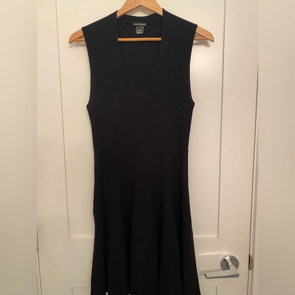 Club Monaco Dress - sweetheart neckline - Picture 2 of 7